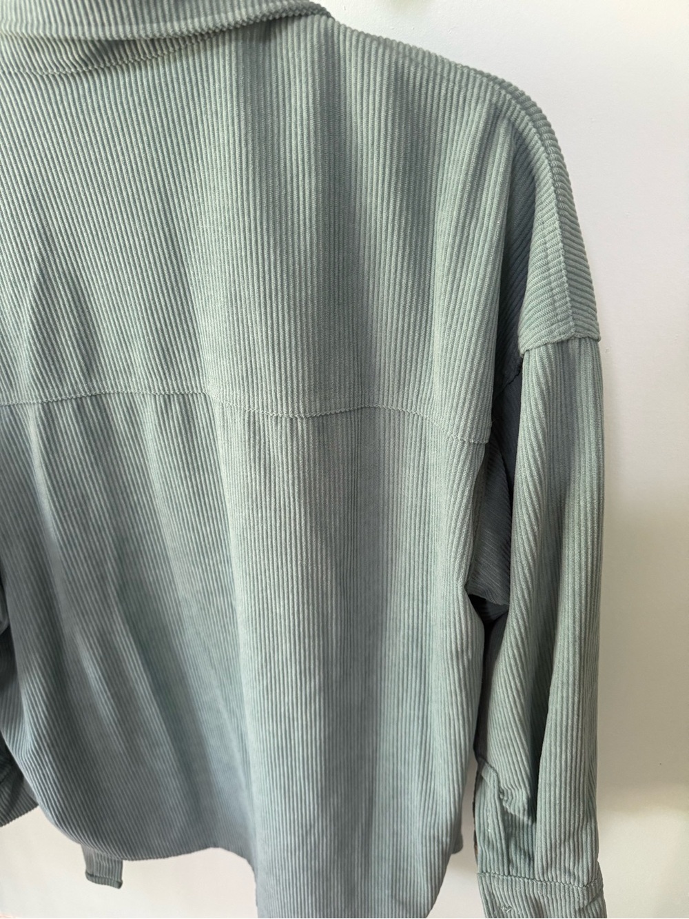 Light Sage Corduroy Button-Up Shirt Size Large - Picture 9 of 10
